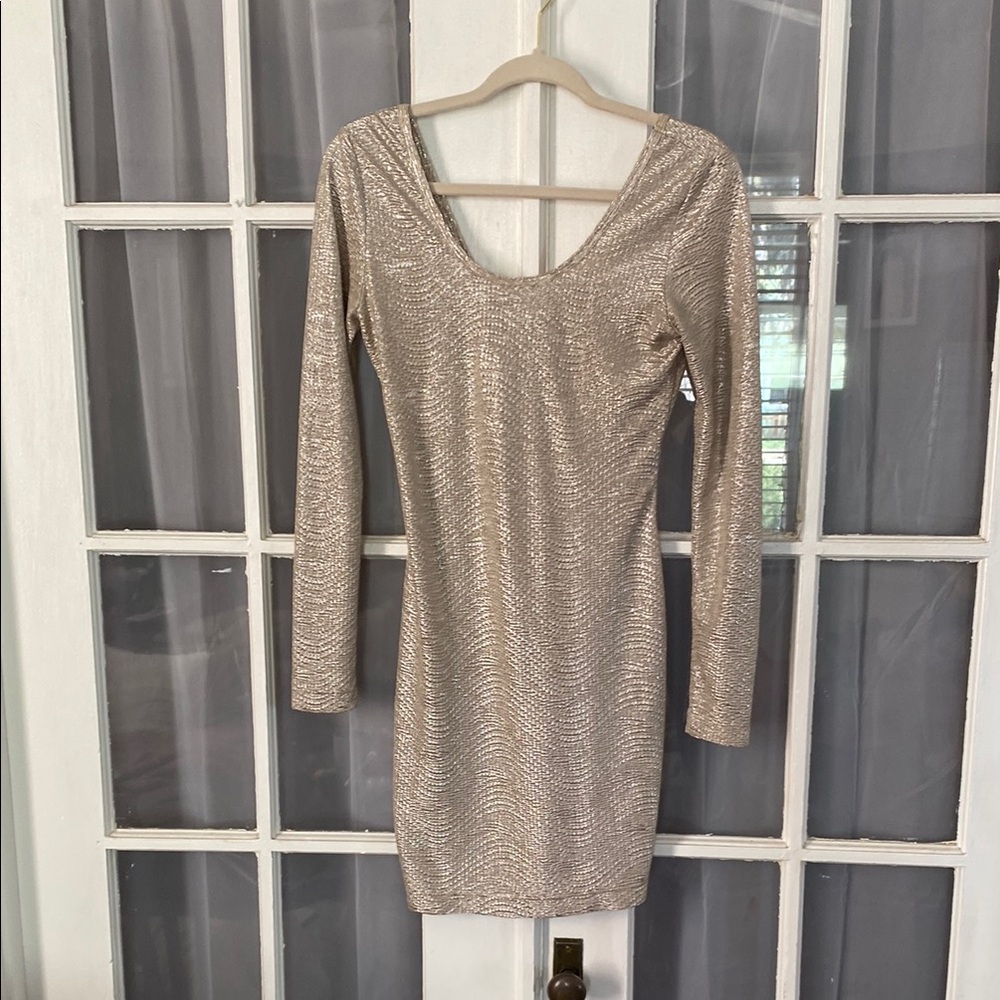 BCBGeneration Textured Metallic Holiday Party Stretchy Bodycon Dress